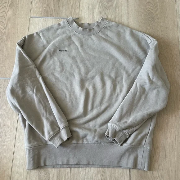 White fox own the moment sweatshirt - mushroom - Picture 2 of 5